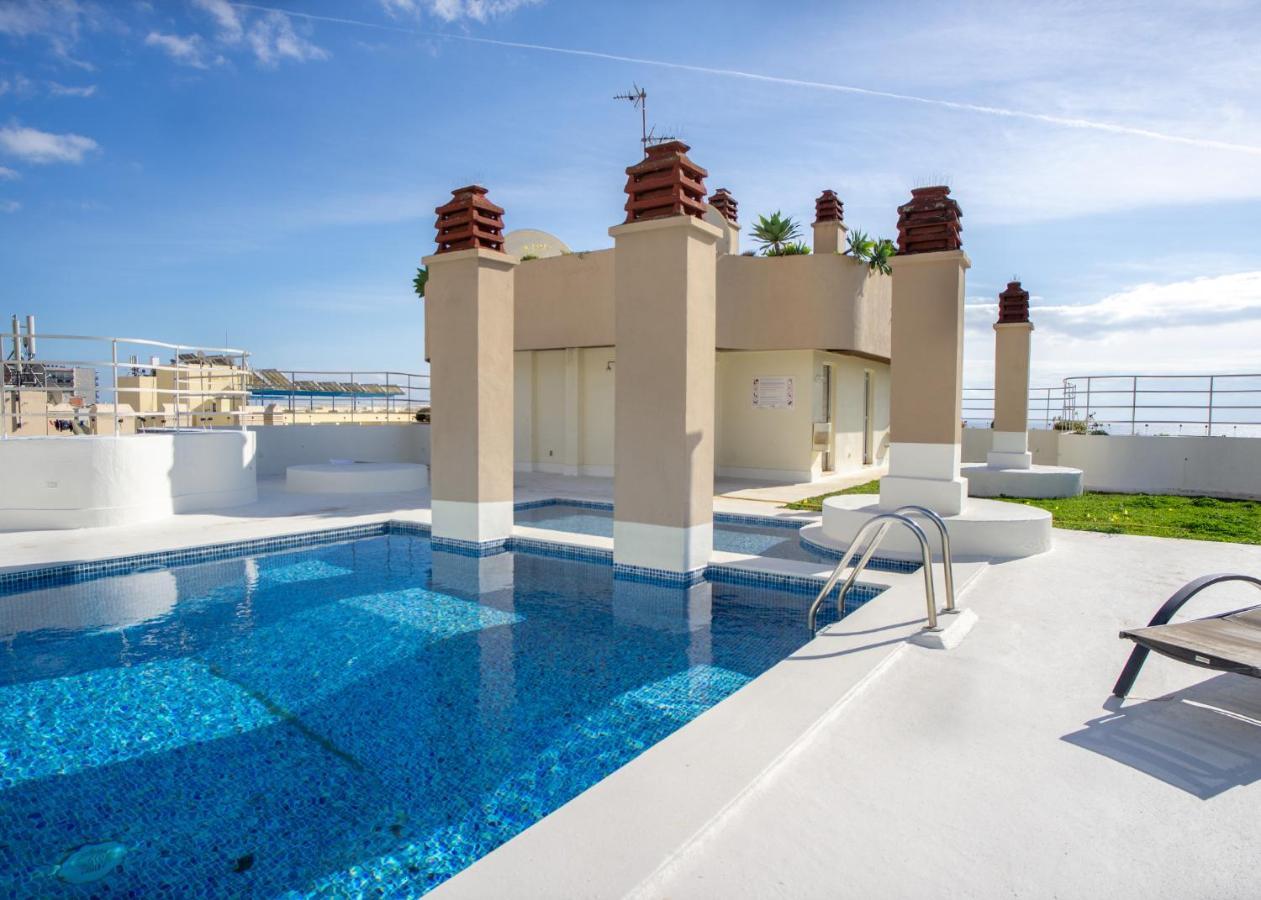 Spacious Renovated 1-bedroom In Center With Free Parking * Marbella